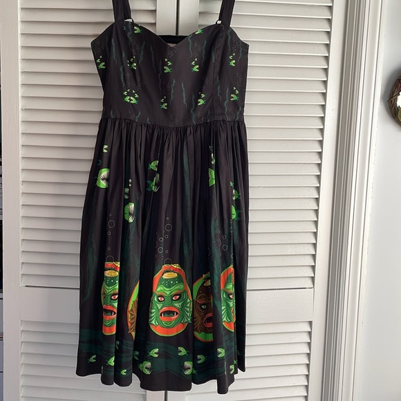 Oblong Box Shop Creature Dress - Picture 3 of 5